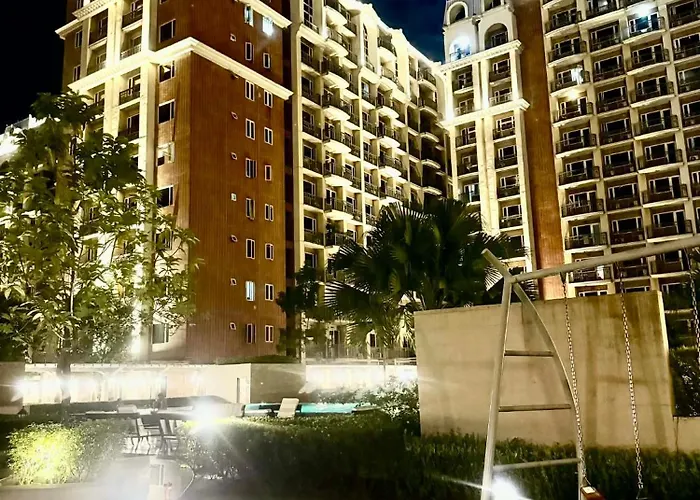 Staycation Near Moa At Monarch 4*