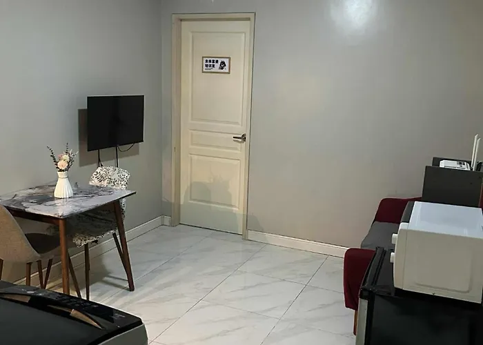 ホテル Staycation Near Moa At Monarch 4*